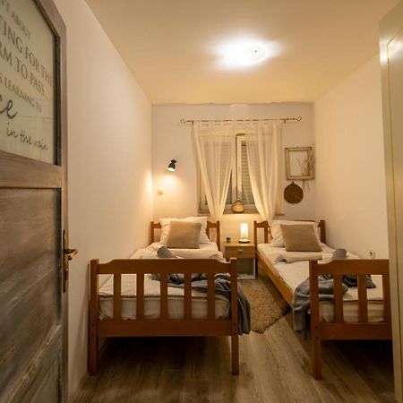 Apartman Tina Metković Exterior foto