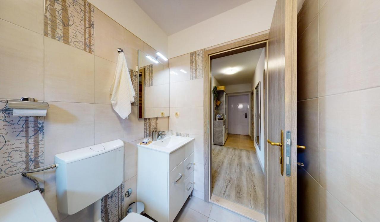 Apartman Tina Metković Exterior foto